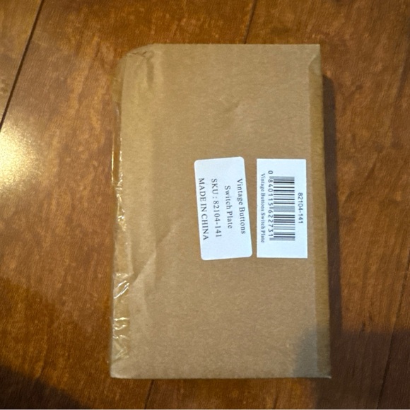 Mackenzie Childs switch plate cover - Picture 2 of 3